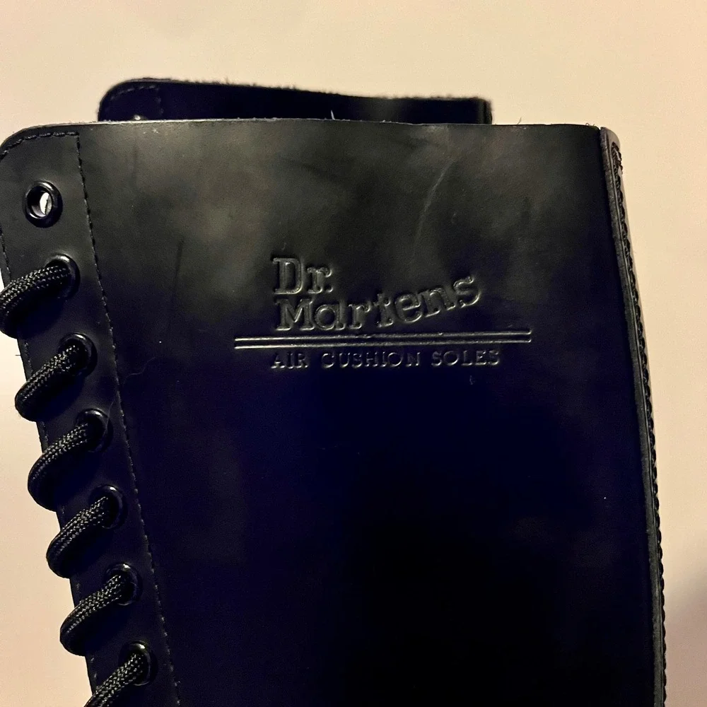Dr Martens 11300 Knee High 20 Eye Womens 5 Boots Black Leather Lace Up Goth Punk